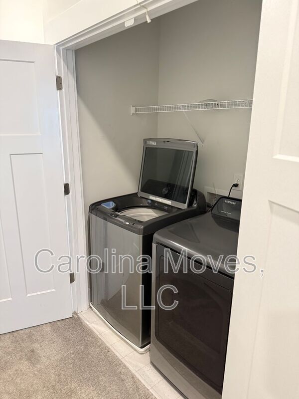 Building Photo - 57 Millside Cir