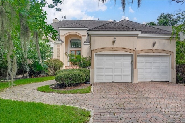 Primary Photo - 7 Sky Sail Cir