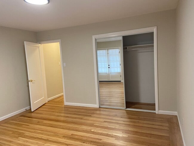 Building Photo - 3 Bed/2Bath Ready to Move In