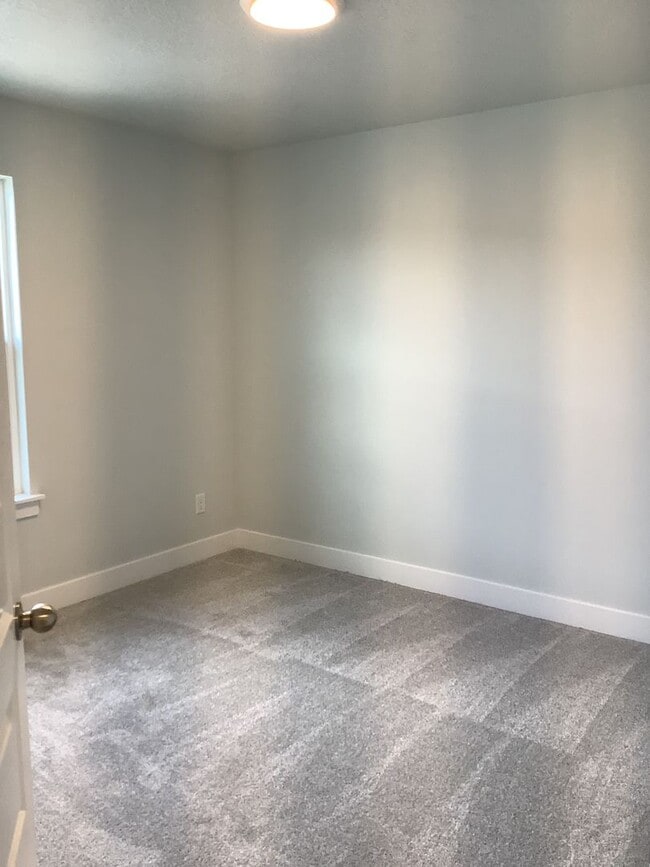 Building Photo - New Construction Townhome Located in Prime...
