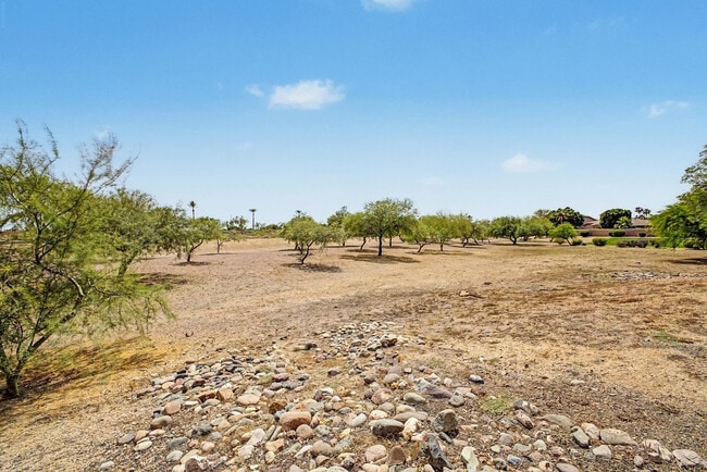 Building Photo - 6029 W Morrow Dr