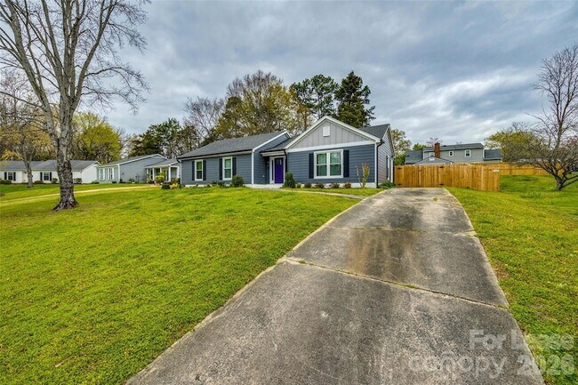 Building Photo - 7324 Killingdeer Ln