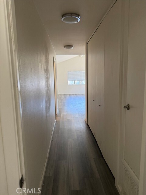 Building Photo - 2103 Harriman Ln