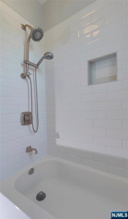 Building Photo - 275 Engle St
