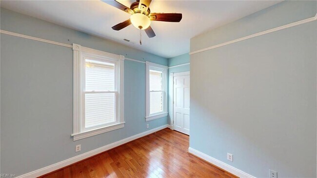Building Photo - 409 Dinwiddie St