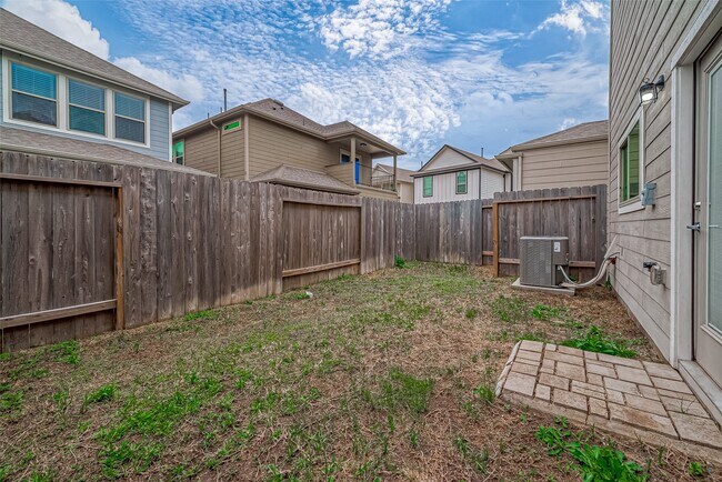 Building Photo - 10511 Blankiet Ln.