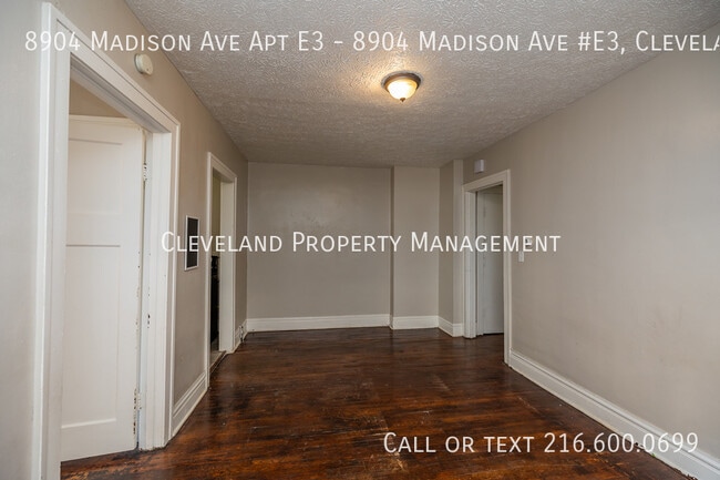 Building Photo - 8904 Madison Ave