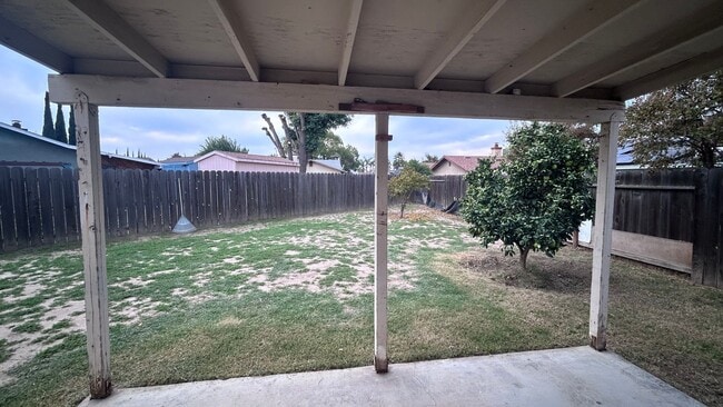 Building Photo - 1285 Loumena Ct