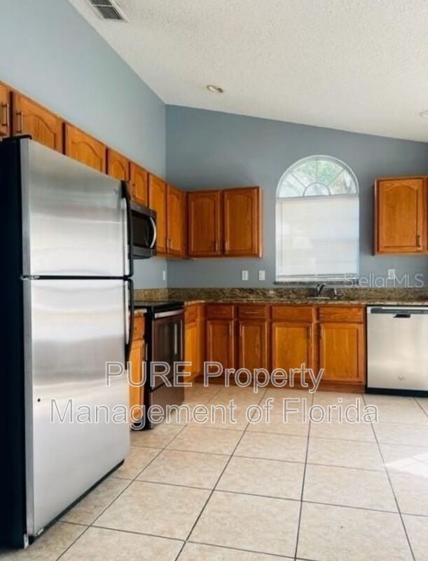 Building Photo - 16225 Egret Hill St