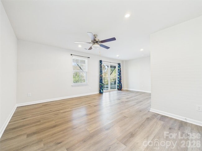 Building Photo - 2617 Grantham Place Dr