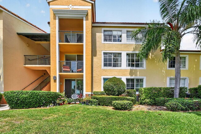 Building Photo - 135 Yacht Club Way