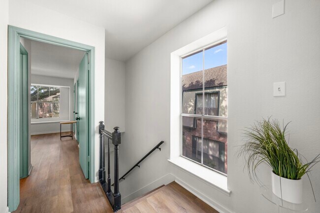 Building Photo - 14703 Barryknoll Ln