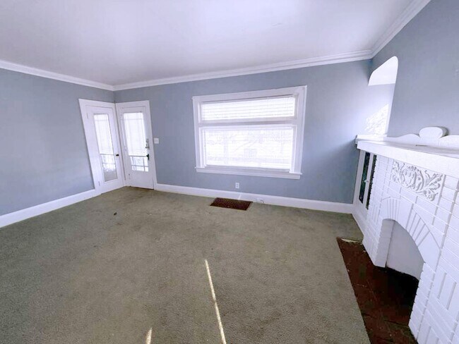 Building Photo - 3 BED 1 BATH SINGLE FAMILY HOME IN MT PLEASANT