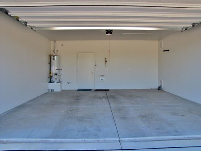 Building Photo - 4BR/2BA/2CG 2102 sq.ft. rental in Cimmaron Estates in Sierra Vista, AZ