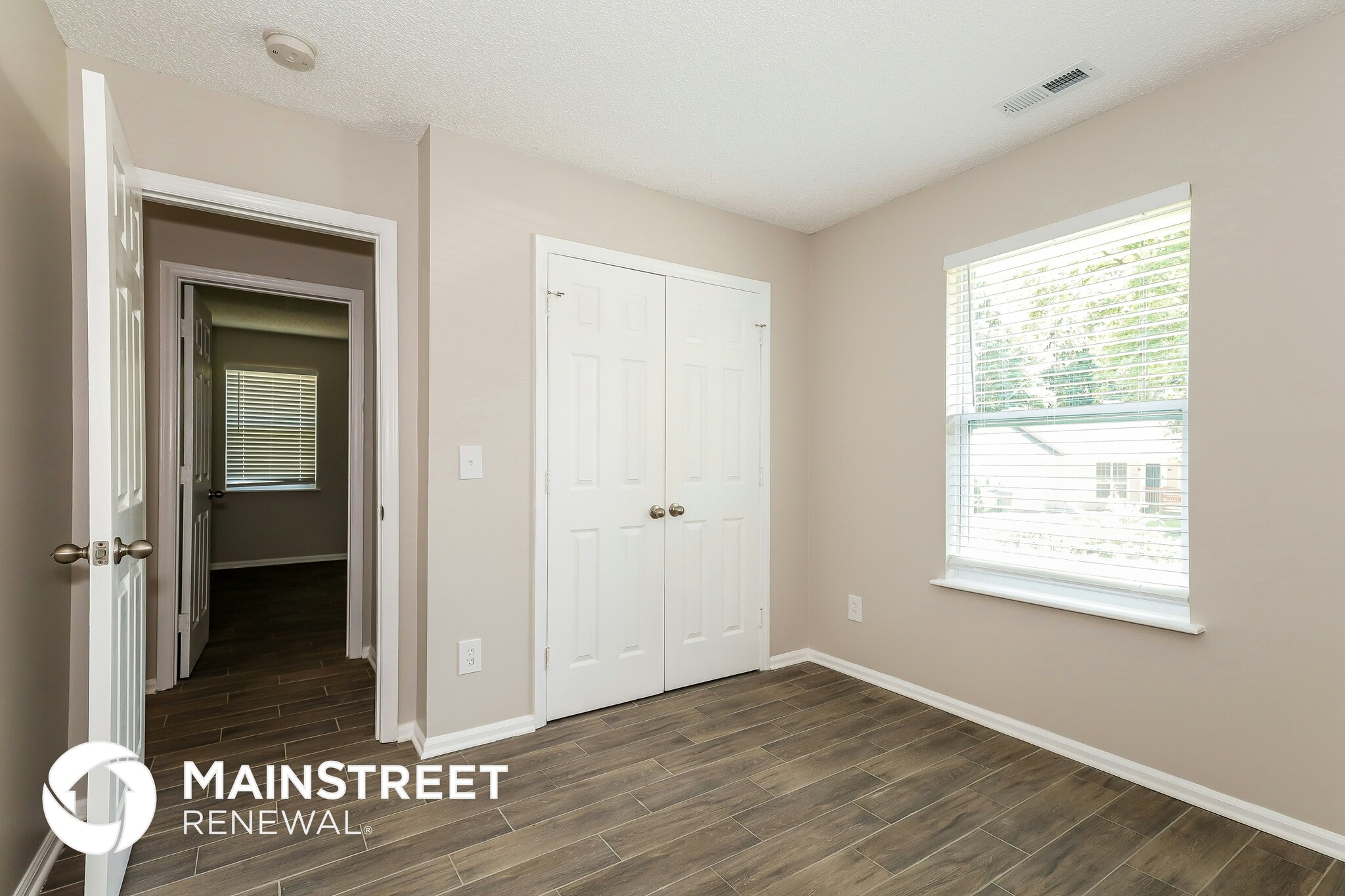 Building Photo - 6061 Acadian Woods Dr