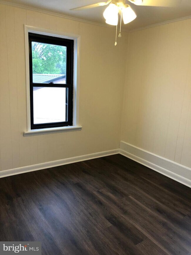 Building Photo - 2485 Williamsport Pike