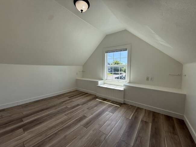 Building Photo - 2220 McKinney Ln