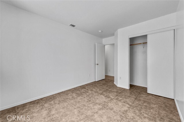 Building Photo - 1240 Visconti Dr