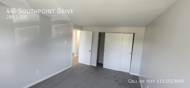 Building Photo - 44 Southpoint Dr