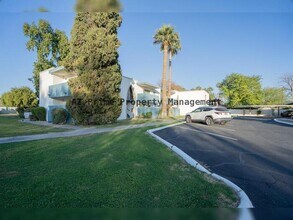 Building Photo - 5135 N 10th St