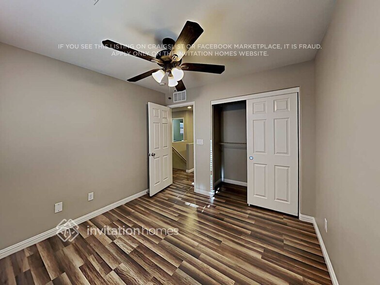 Building Photo - 7912 Point Oaks Ct