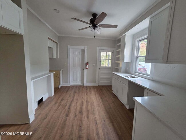 Building Photo - 24 Rector Pl