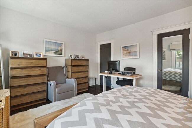 Building Photo - 6 Alton Ct