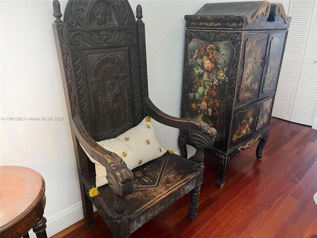 Building Photo - 1340 Drexel Ave