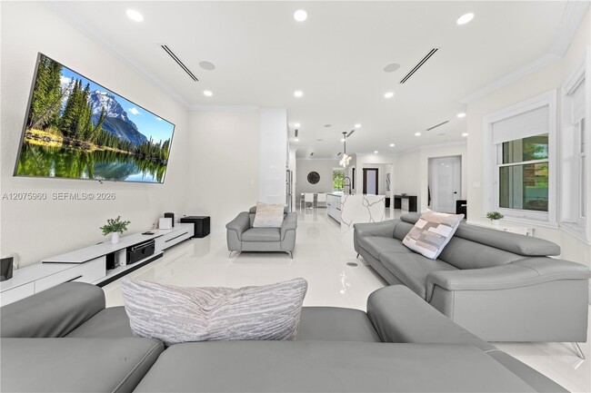 Building Photo - 2133 SW 118th Ave