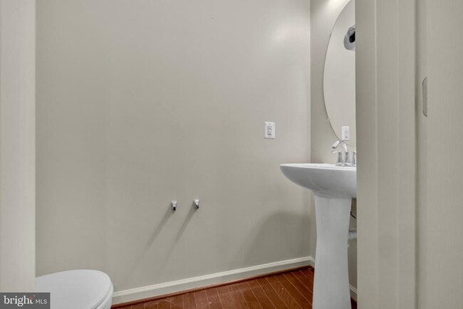 Building Photo - 8222 Morris Pl