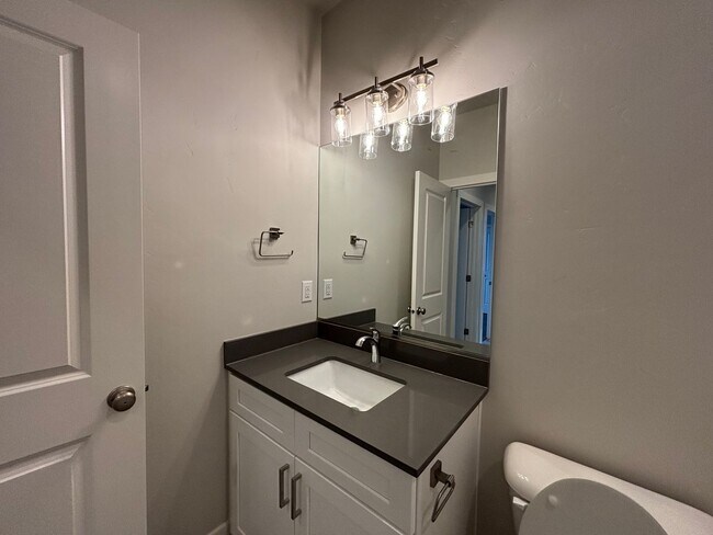 Building Photo - SAND HOLLOW TOWNHOME FOR RENT!