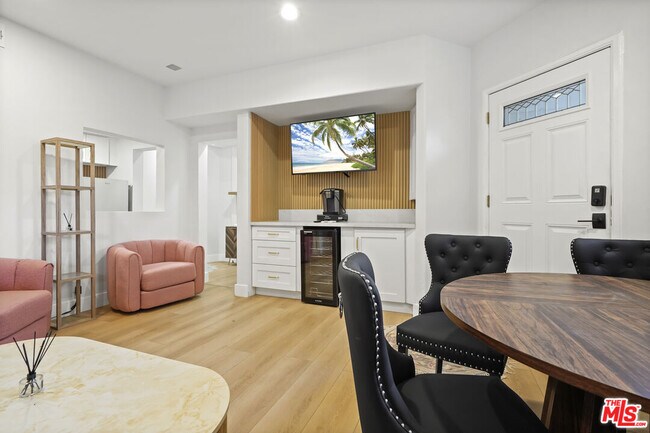 Building Photo - 2258 Gloaming Way