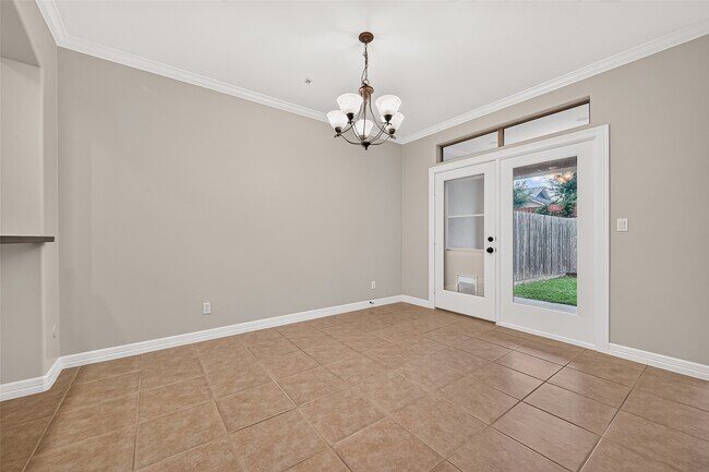 Building Photo - 4307 Lake Walk Ct