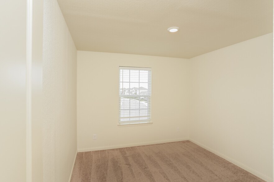 Building Photo - 7223 Calypso Cyn