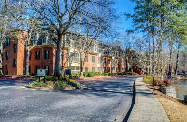 Building Photo - 27207 Plantation Dr NE