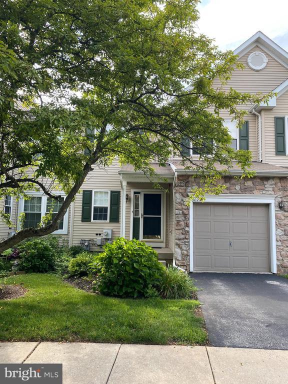 Primary Photo - 3024 Juniper Ln