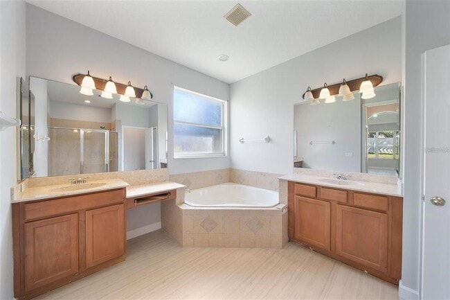 Building Photo - 3434 Bromfield Dr
