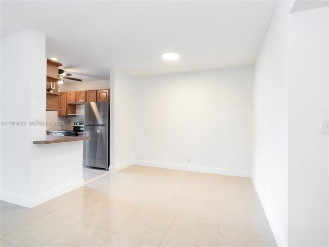 Building Photo - 8704 NW 35th St