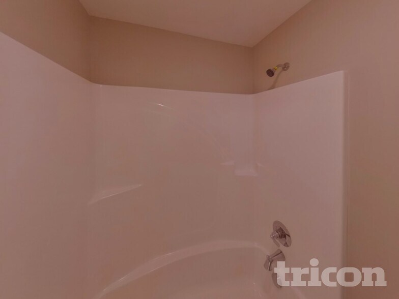 Building Photo - 1470 Cotillion Dr