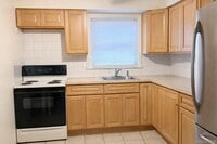 Building Photo - 9 Ivy St