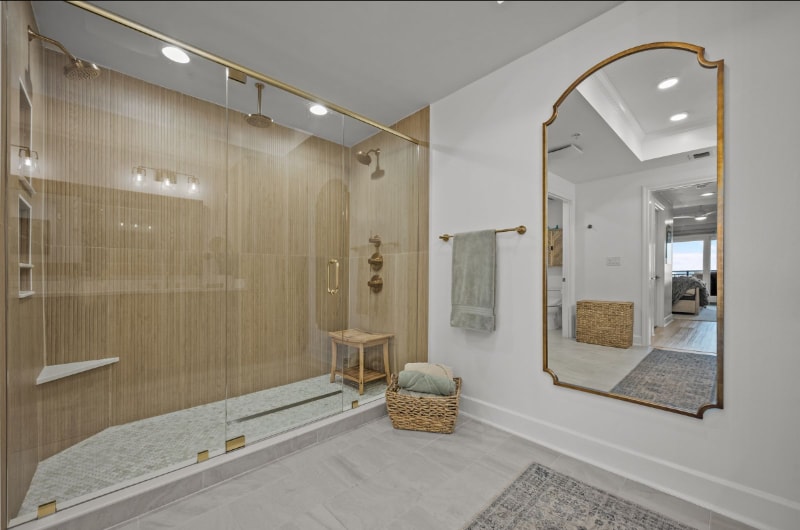 Building Photo - 525 3rd St N