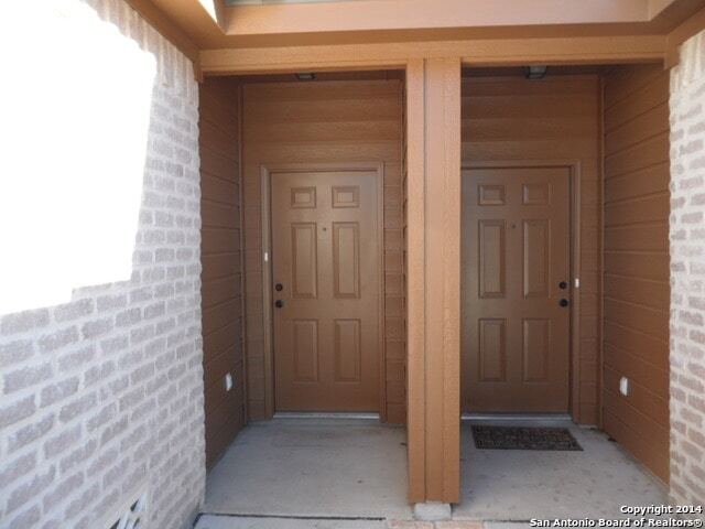 Building Photo - 210 Stone Gate Dr