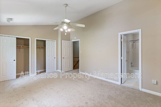 Building Photo - 8073 Morning Meadow Ct