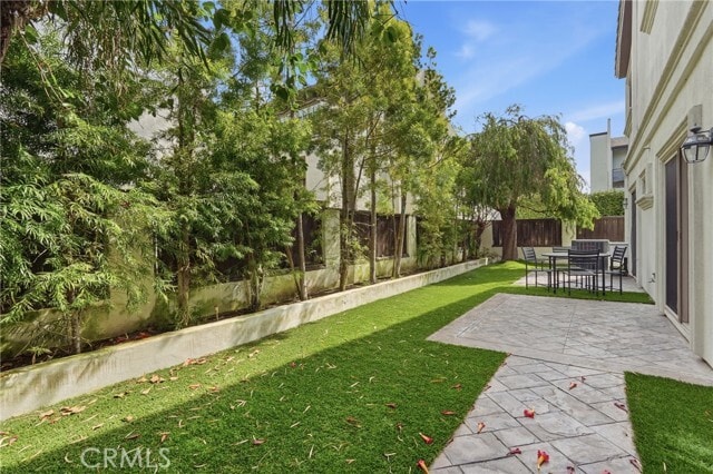 Building Photo - 2111 Carnegie Ln