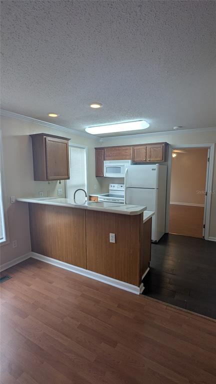 Building Photo - 2905 SW Archer Rd