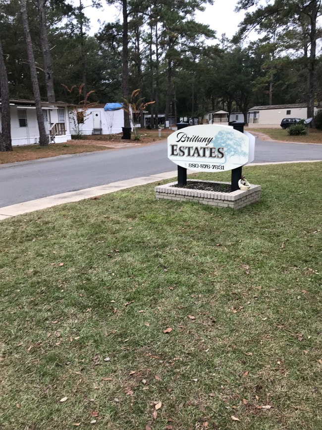 Building Photo - 1716 Bernay Blvd Lot 9