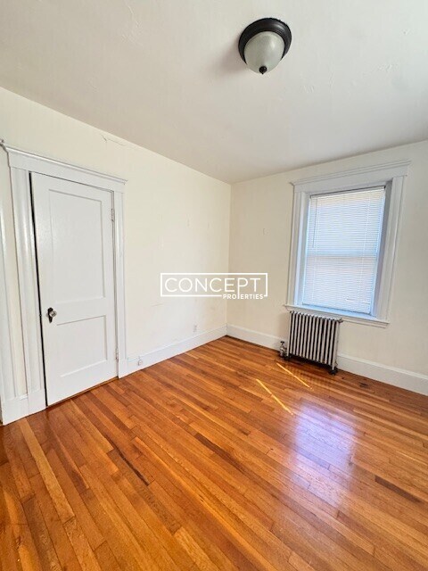 Building Photo - 14 Lakeville Rd