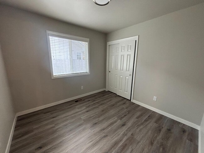 Building Photo - 2229 S Sumac St