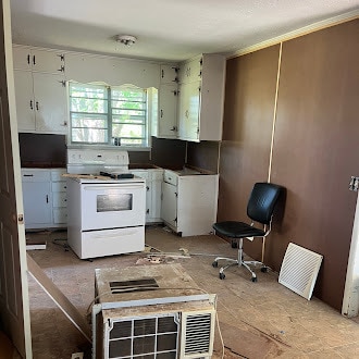 Building Photo - 8198 US-231