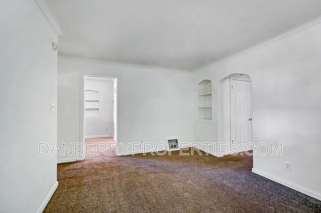 Building Photo - 1132 Brookley Blvd